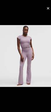 Lululemon Groove Super-High-Rise Flared Pant Nulu Size 8 Brier Rose